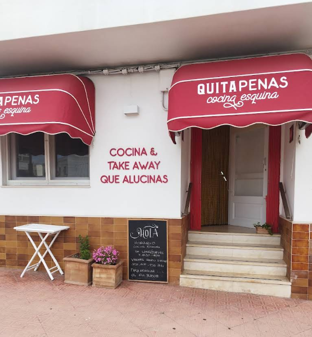 Fachada de Quitapenas Cocina Italiana en Av. de sa Pau, 27, Sant Lluís
